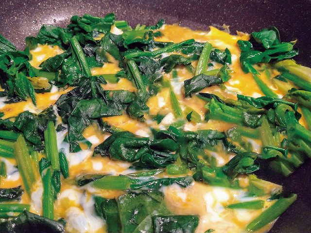 ほうれん草・ベーコン・コーンの卵とじ(ぽん酢)レシピ